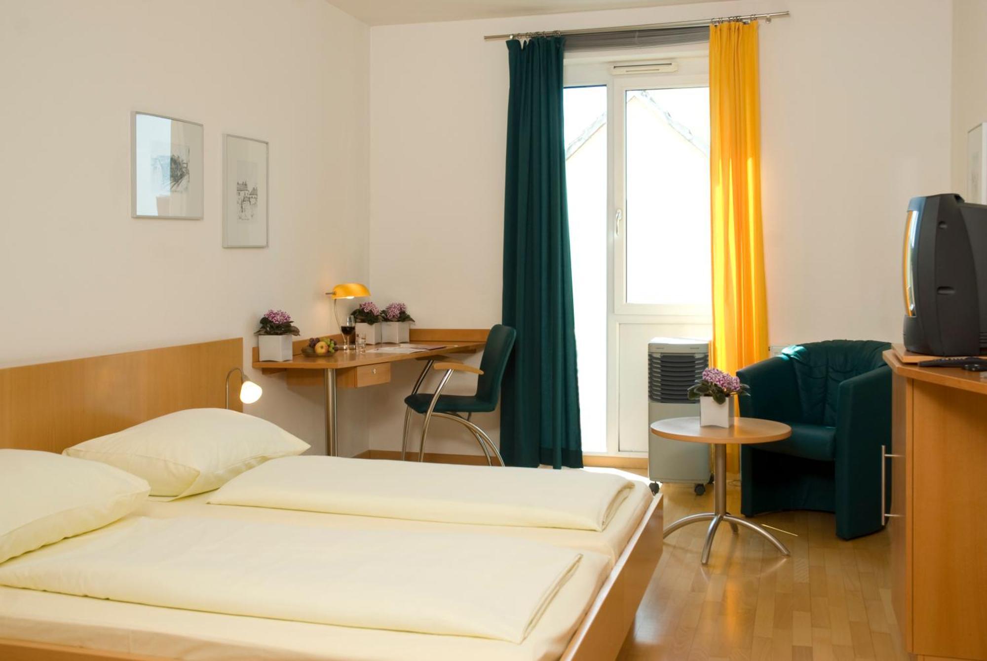 Gip Hotel